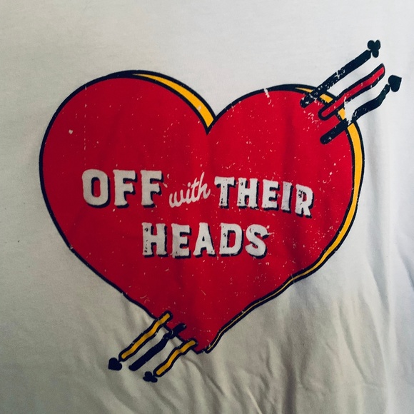 Walts Wardrobe Queen of Hearts Tee L - Picture 3 of 4